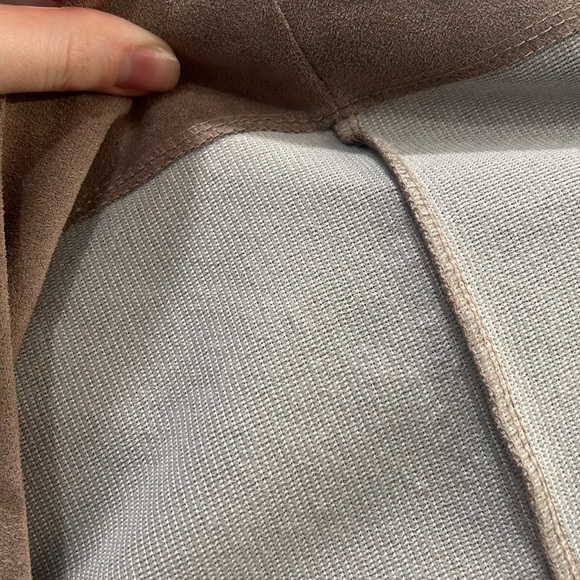 Mini skirt suede. Very soft! - Picture 7 of 7